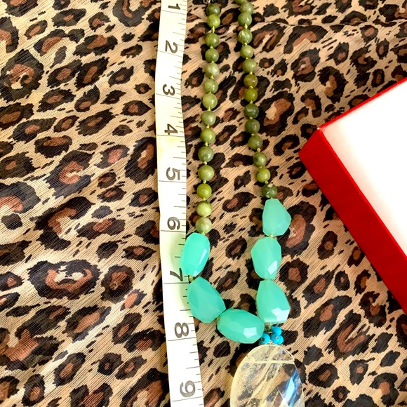 MULTI COLOR CRYSTAL STONE NECKLACE TALBOTS - Picture 3 of 9